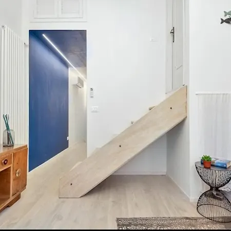 La Casa Di Ginevra - *